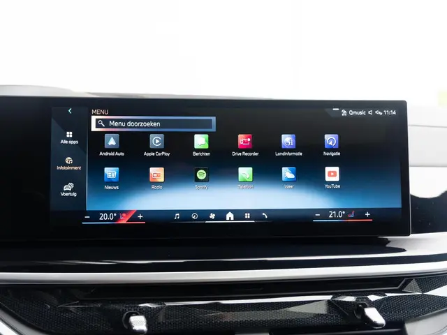 BMW X5 xDrive50e 2023 Hybride Benzine 48