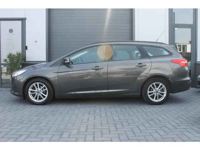 Ford Focus Wagon 1.0 Lease Edition 2016 Benzine 3