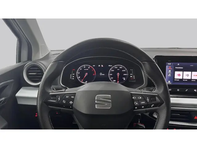 SEAT Arona 1.0 TSI Style Business Connect 2023 Benzine 19
