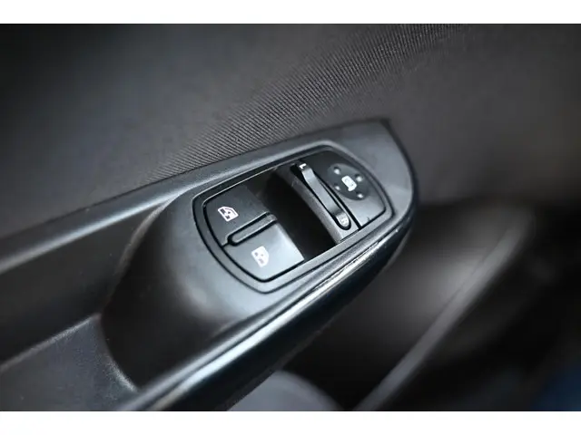 Opel Corsa 1.2 2017 Benzine 18