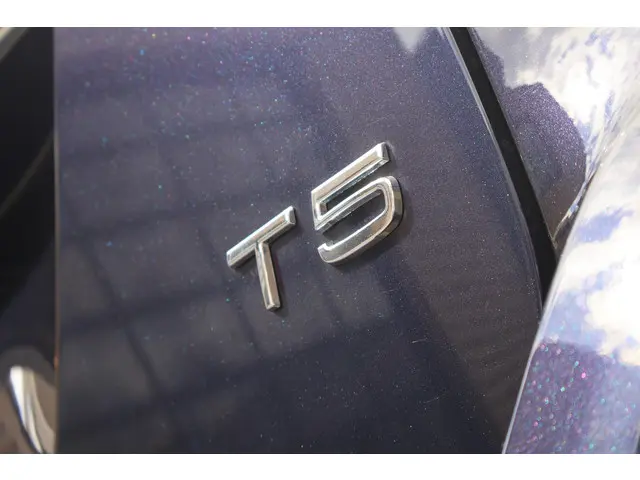 Volvo XC60 T5 FWD Summum 2015 Benzine 21