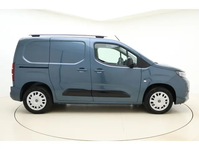 Opel Combo 1.5 BlueHDi S&S L1 2024 Diesel 9