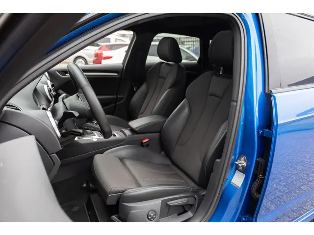 Audi A3 Sportback 1.5 TFSI S Line Edition 2018 Benzine 15