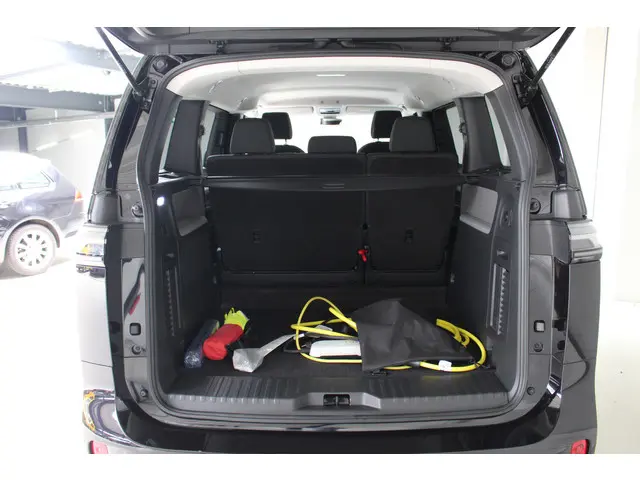 Volkswagen ID. Buzz Pro 77kWh 2023 Elektrisch 5