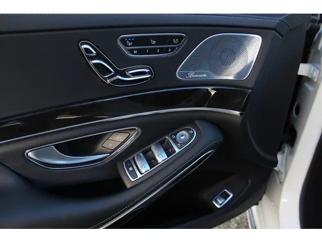 Mercedes-Benz S-Klasse 500 Lang 2014 Benzine 19