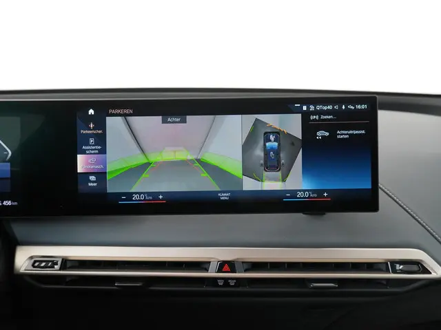BMW iX M60 112 kWh 2022 Elektrisch 19
