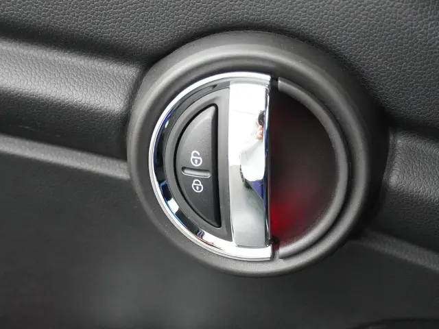 MINI 5-Deurs Cooper 2020 Benzine 18