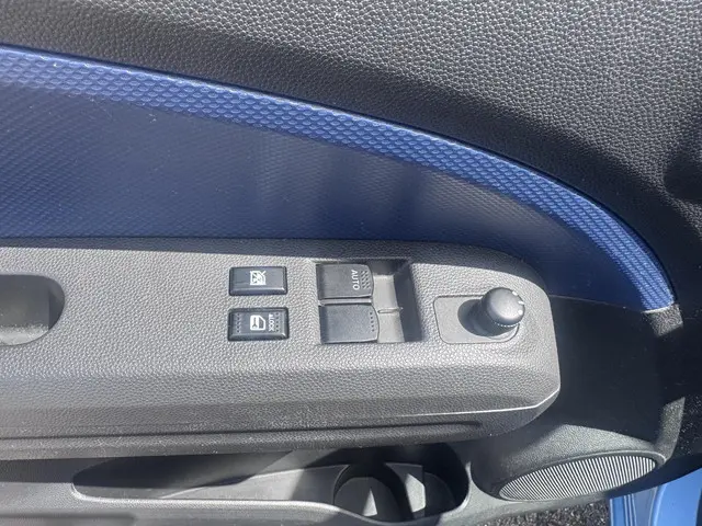 Opel Agila 1.2 Edition 2015 Benzine 9