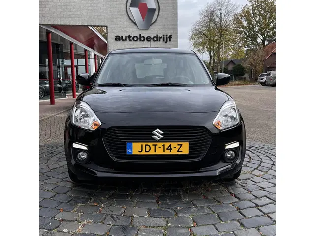 Suzuki Swift 1.0 Select 2019 Benzine 24