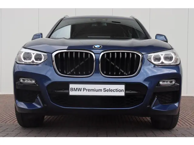 BMW X3 xDrive20i High Executive 2019 Benzine 2