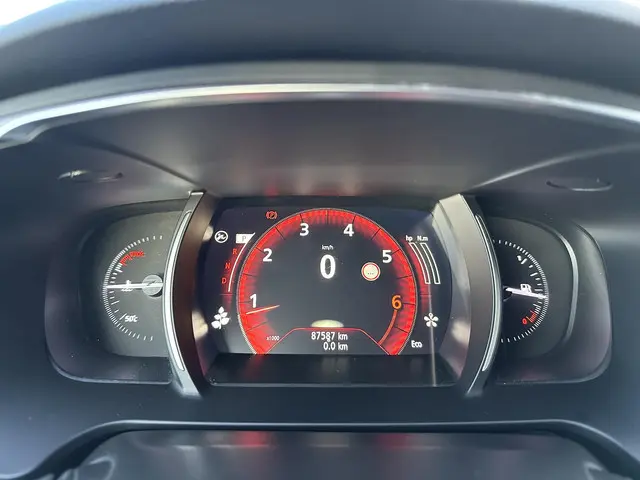 Renault Talisman 1.6 TCe Limousin 2018 Benzine 27