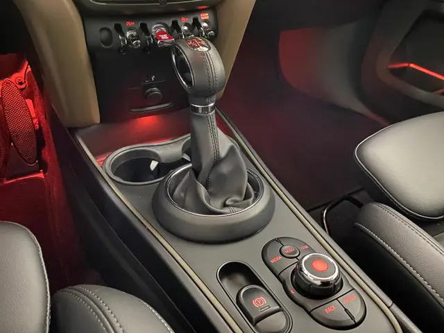 MINI Countryman 1.5 Cooper ALL4 Chili 2019 Benzine 19