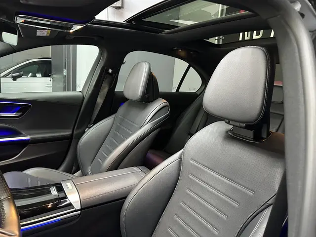 Mercedes-Benz C-Klasse 200 AMG C63 pakket 2023 Benzine 9