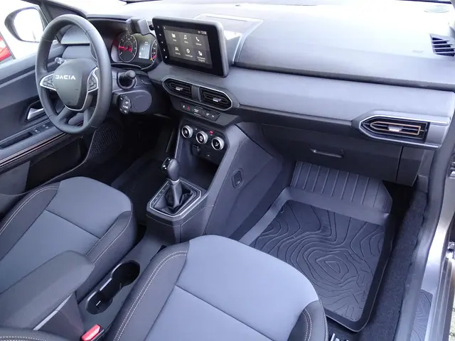 Dacia Sandero Stepway 1.0 TCe 110 Extreme 2025 Benzine 10