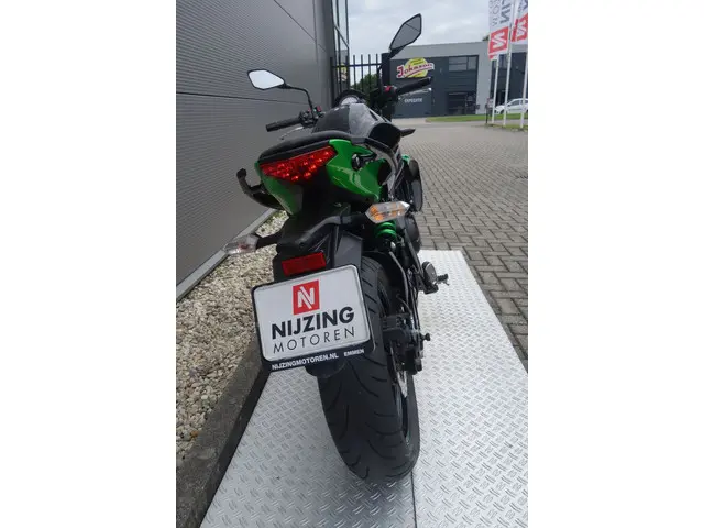 Kawasaki ER6-N ABS 2016 Benzine 5