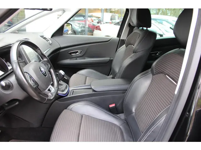 Renault Scénic 1.3 TCe Bose 140 pk 2020 Benzine 5