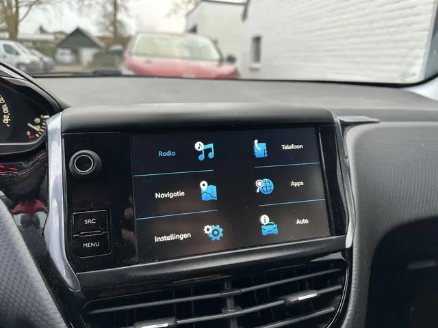 Peugeot 208 1.2 Turbo 110 PK GT-Line 2019 Benzine 21