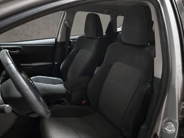 Toyota Auris 1.8 Hybrid Dynamic 2018 Hybride Benzine 9