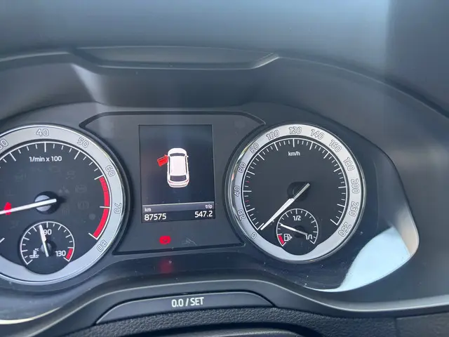 Škoda Karoq 1.0 TSI Style 2018 Benzine 11