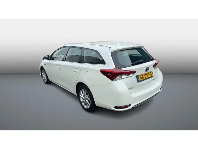 Toyota Auris 2