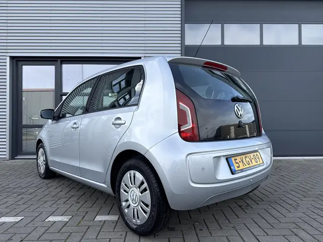 Volkswagen up! 1.0 move up! BlueMotion 2013 Benzine 4
