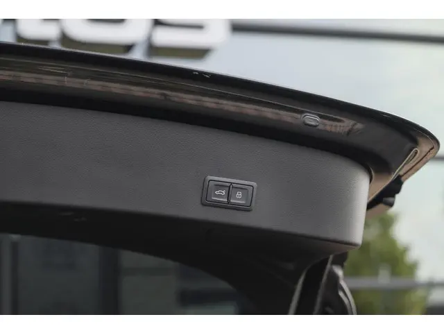 Audi S6 Avant 4.0 TFSI V8 450pk 2015 Benzine 22