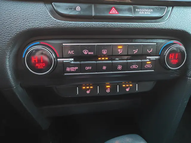 Kia XCeed 1.6 GDi PHEV DynamicLine 2022 Hybride Benzine 22