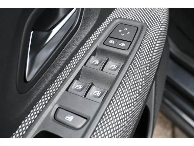 Dacia Jogger TCe 110 Comfort 2022 Benzine 23