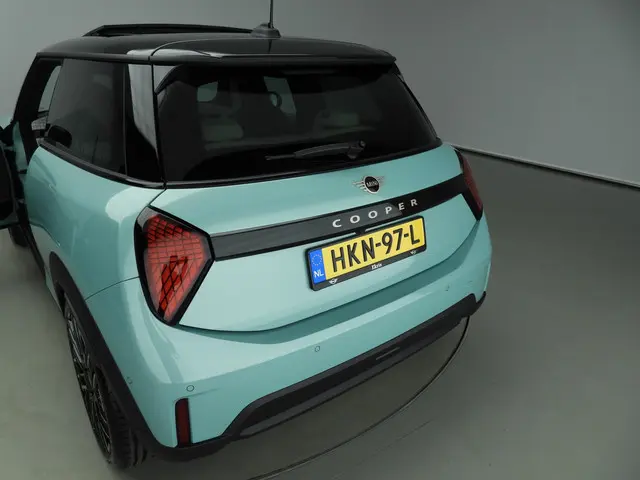 MINI 3-Deurs Cooper C 2025 Benzine 28
