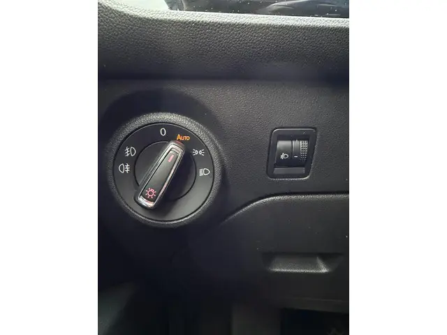 SEAT Leon ST - 1.0 EcoTSI Style Connect 2015 Benzine 15