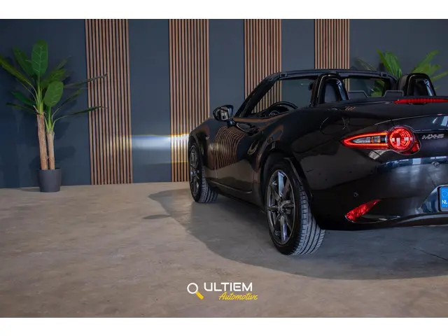 Mazda MX-5 2.0 SkyActiv-G 160 pk GT-M 2016 Benzine 23