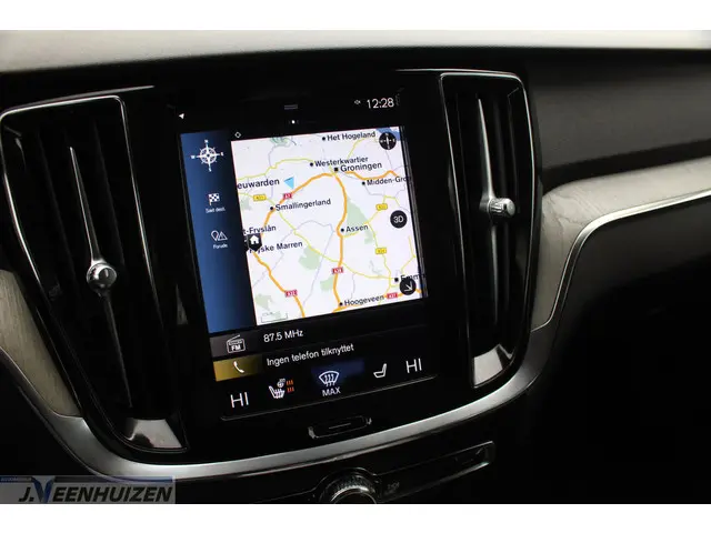 Volvo V60 2.0 B4 R-Design 2020 Hybride Benzine 26