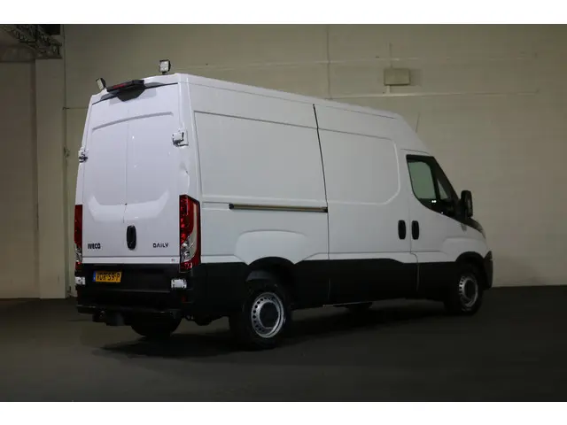 Iveco Daily 35S14 L2 H2 Airco 3.5T Trekhaak 2017 Diesel 10