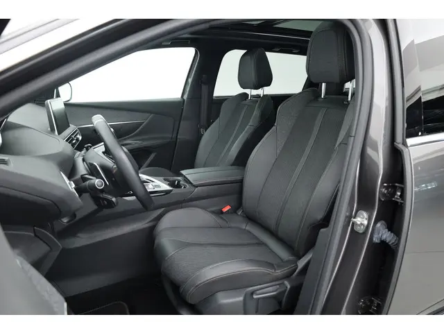 Peugeot 5008 3