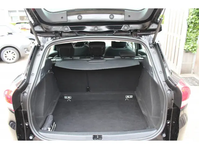 Renault Clio Estate 0.9 TCe Zen 2019 Benzine 16