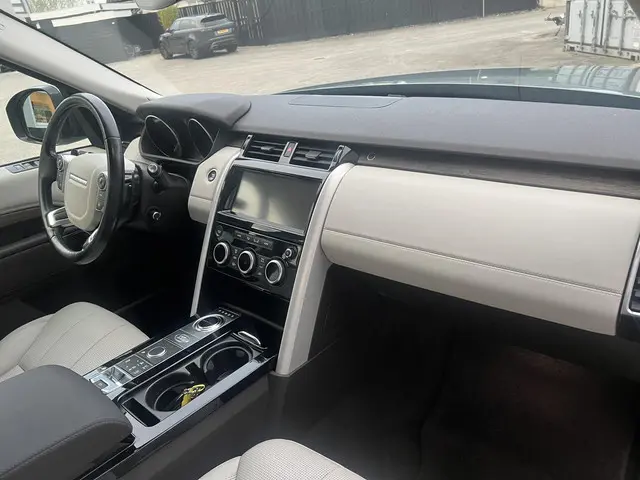 Land Rover Discovery 2.0 Td4 HSE 7p. 2017 Diesel 18