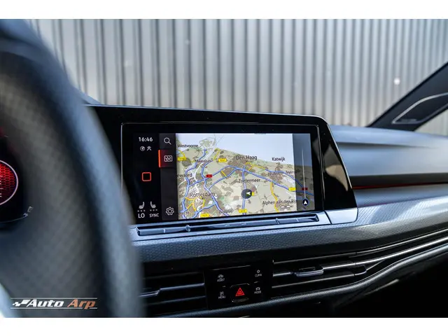 Volkswagen Golf 2.0 TSI GTI 2023 Benzine 28