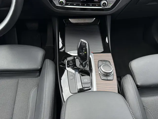 BMW X3 xDrive20i High Executive Edition 2019 Benzine 9