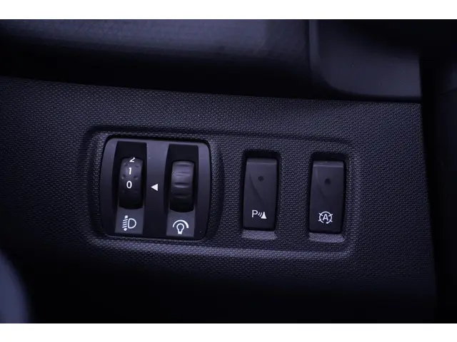 Renault Clio Estate 0.9 TCe Night&Day 2015 Benzine 35
