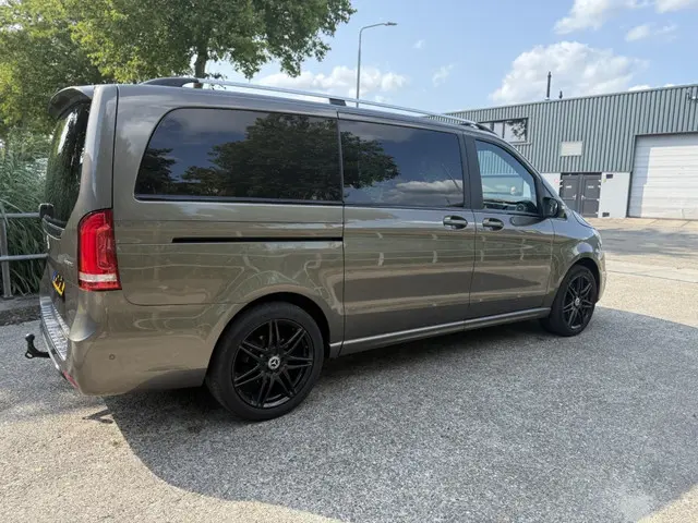 Mercedes-Benz V-Klasse 250d 4-M L.DC Ed. 2018 Diesel 5