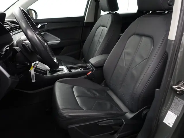 Audi Q3 35 TFSI S Line Aut- 2019 Benzine 21