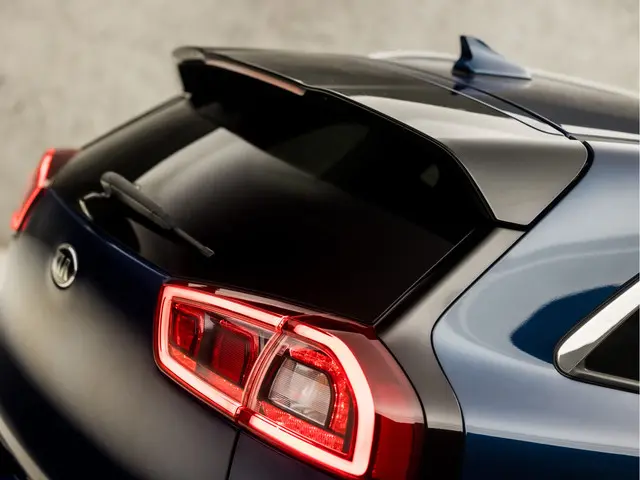 Kia Niro 1.6 GDi Hybrid Sport 2018 Hybride Benzine 34