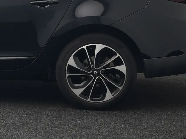 Renault Mégane Estate 1.2 TCe BOSE 116pk 2016 Benzine 36