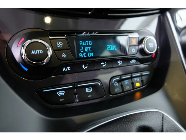 Ford Kuga 1.5 Titanium 2016 Benzine 12