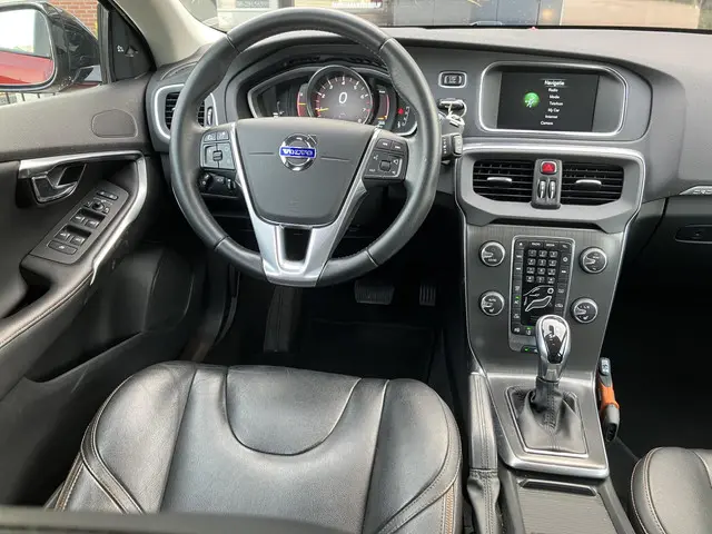 Volvo V40 Cross Country 1.5 T3 Summum 2016 Benzine 4