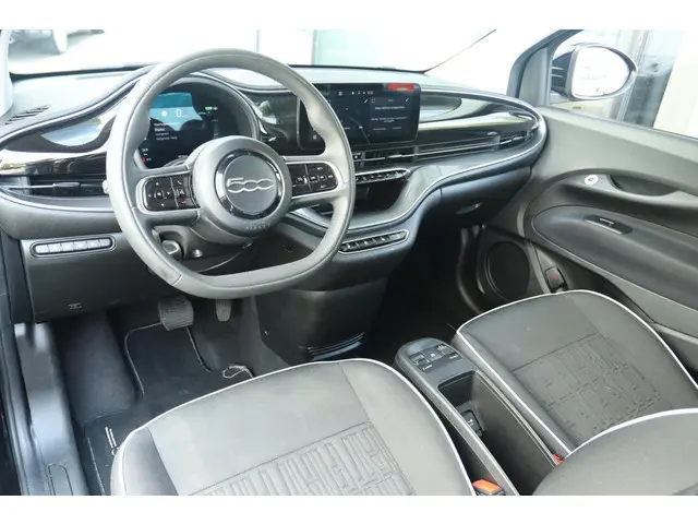 Fiat 500e 42 kWh 2023 Elektrisch 14