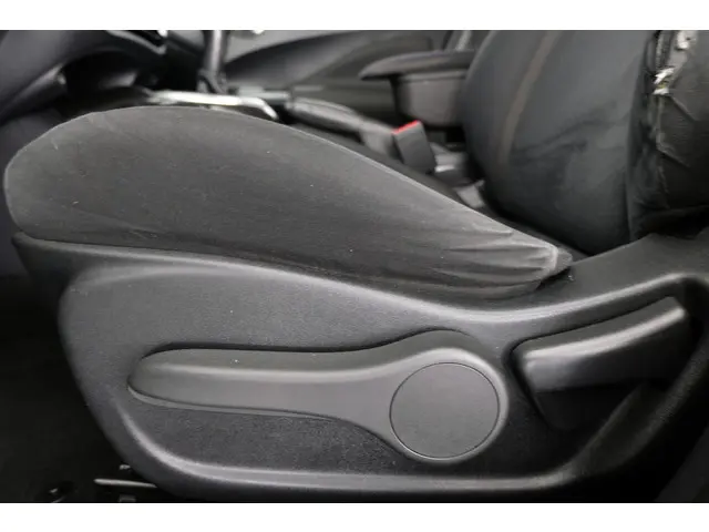Nissan Juke 1.6 Acenta 2014 Benzine 26