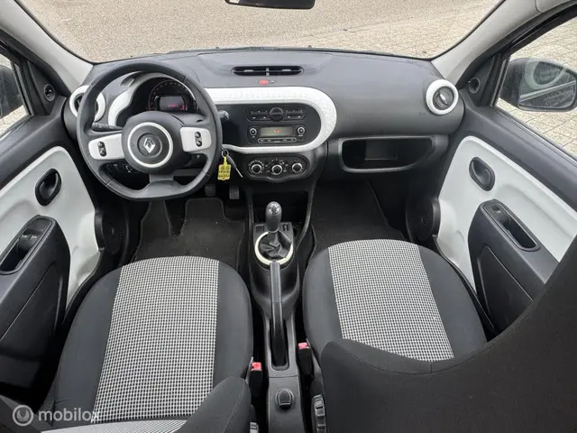 Renault Twingo 1.0 BENZINE 2015 Benzine 10