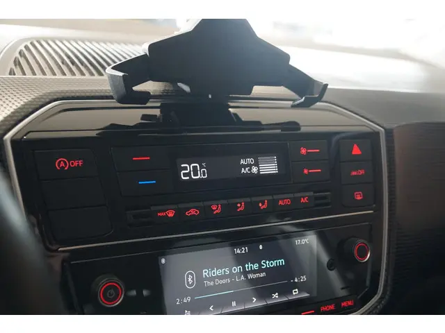 Volkswagen up! 1.0 BMT take up! 2020 Benzine 27