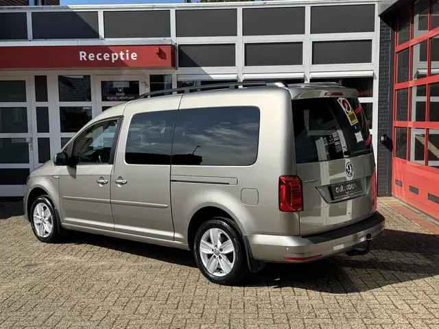 Volkswagen Caddy 1.4 TSI Trendline 7p 2019 Benzine 5